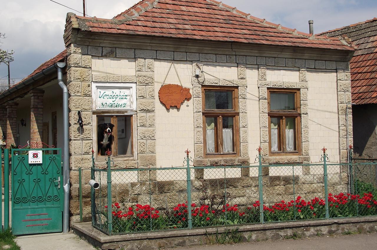 Bari Tanya Hotel Kisnána Екстериор снимка